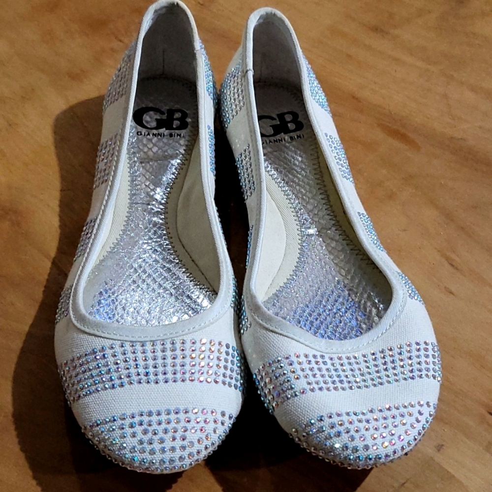 Gianni Bini flats